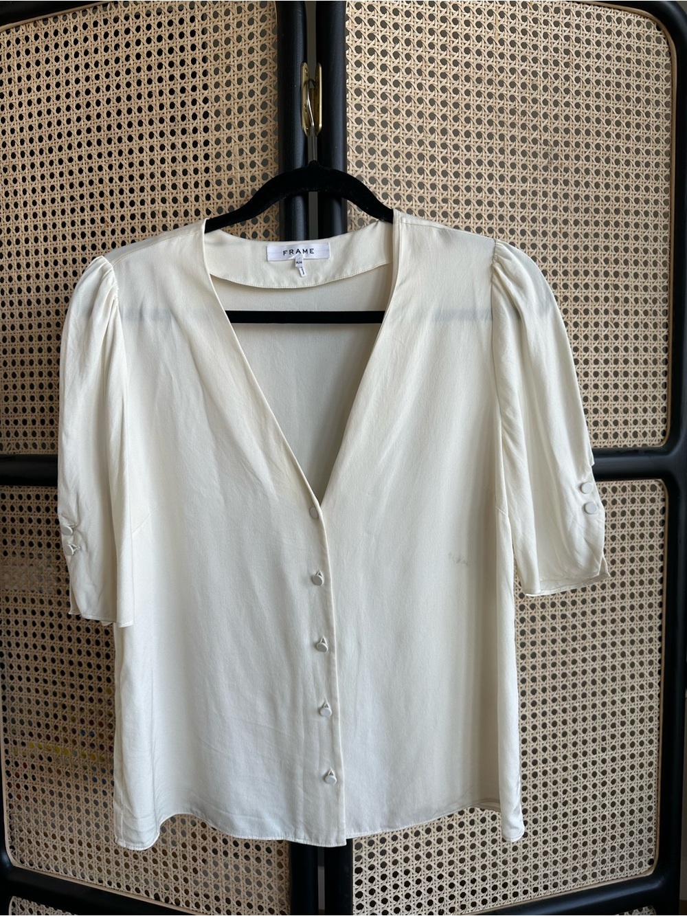 Frame 100% Pure Silk Ivory Cream V-Neck Button Blouse with Puff Sleeves